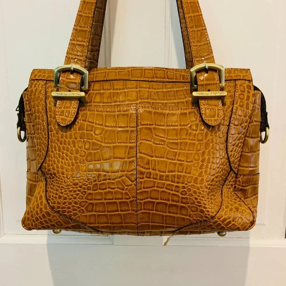 Patricia Nash Womens Leather Aveley Crossbody - Picture 5 of 16